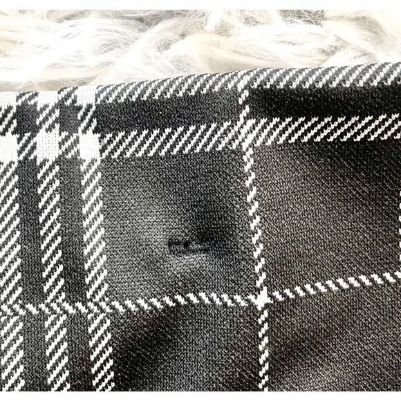 Love Tree Black and White Plaid Mini Skirt Size Large NWOT - Picture 8 of 8